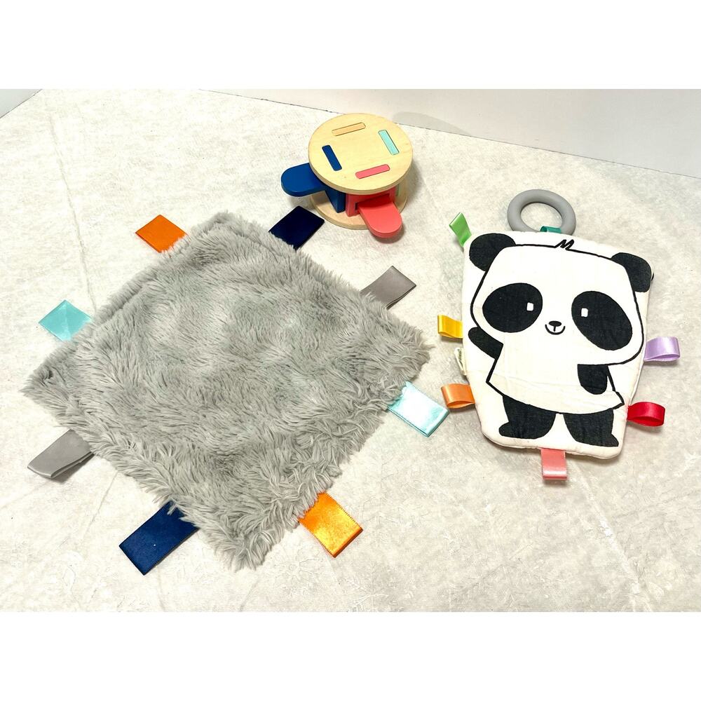KiwiCo Panda crate crinkle tag panda, wooden toy soft blanket square w/ ribbons